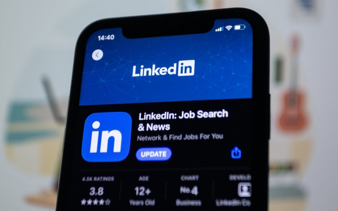 Crafting a LinkedIn Profile for Investment Bankers: A Step-by-Step Guide