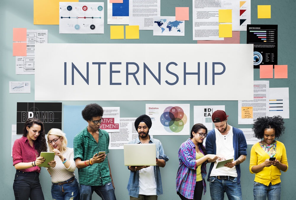 Finding the Right College Internship: 9 Helpful Resources
