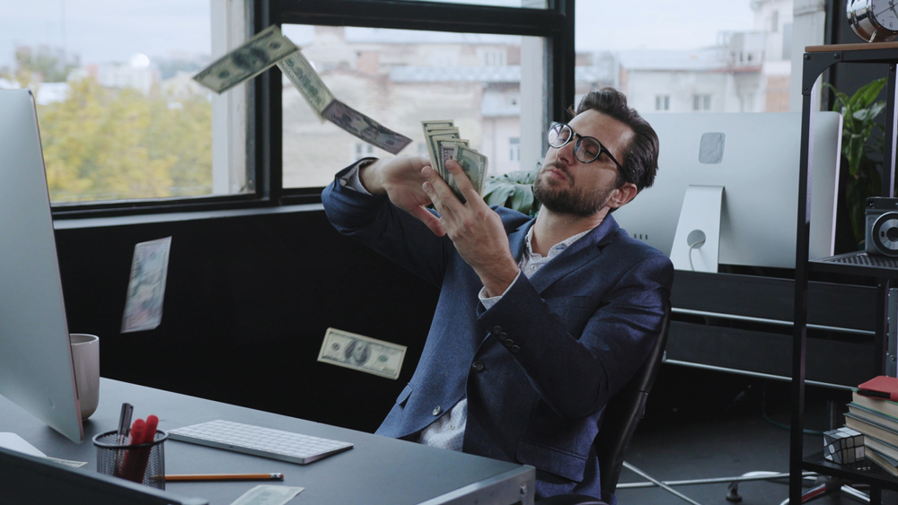 Wall Street Reverses Course: Johnson Report Projects Broadly Positive Bonuses for 2025