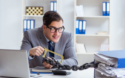 Pigeonholed, Pivoting, or Stuck? A Banker’s Playbook for Switching Groups Inside Investment Banking